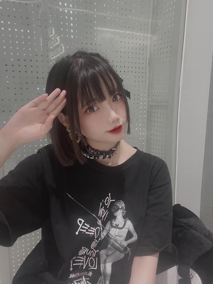 COSER @carrot-蘿蔔仔吉他妹妹cos