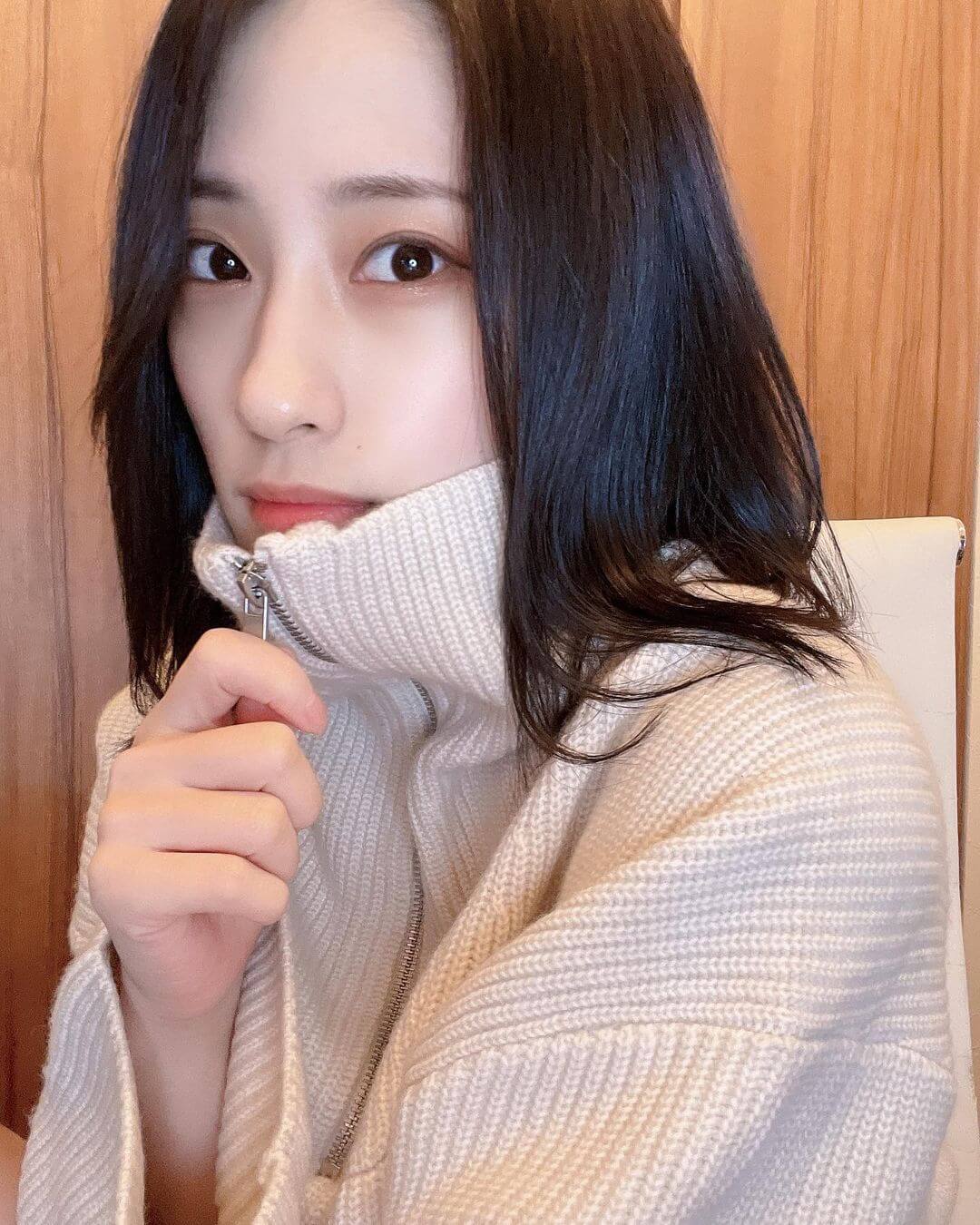 日本短发美少女[澄田绫乃]自拍图片