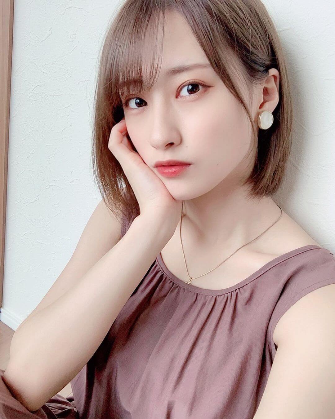 日本短发美少女[澄田绫乃]自拍图片