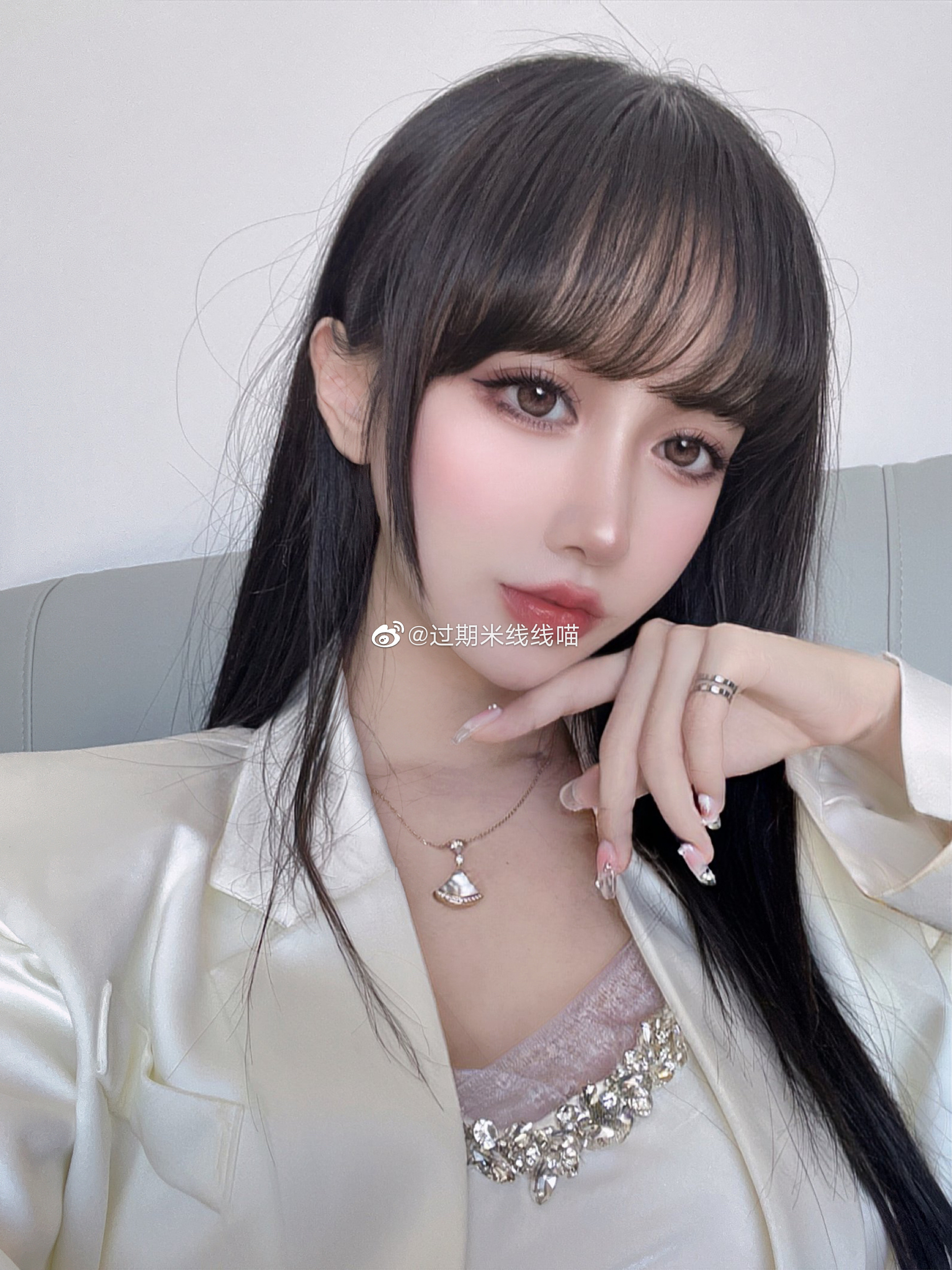 斗鱼人气主播过期米线线喵图集