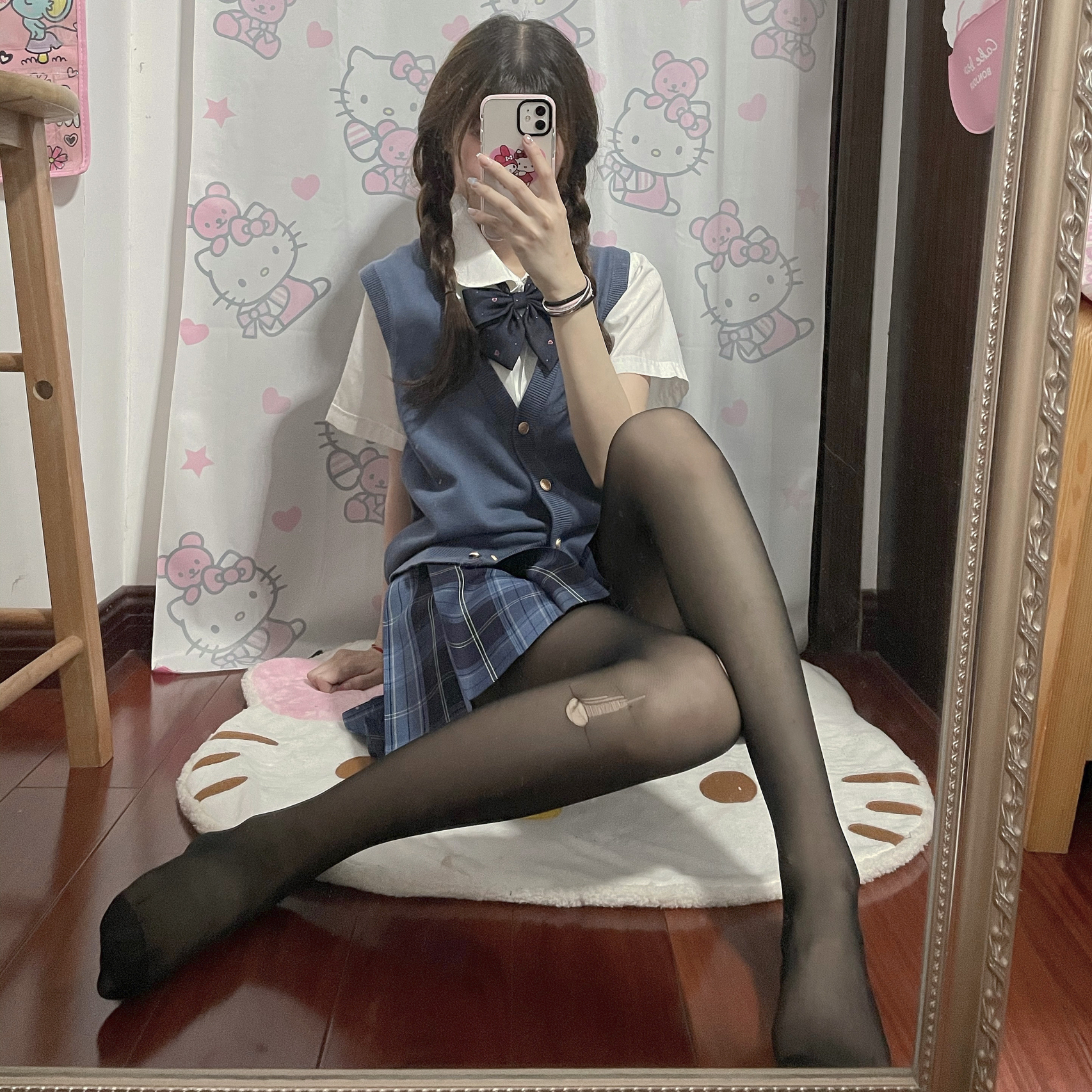 jk黑丝制服-小姐姐自拍图片