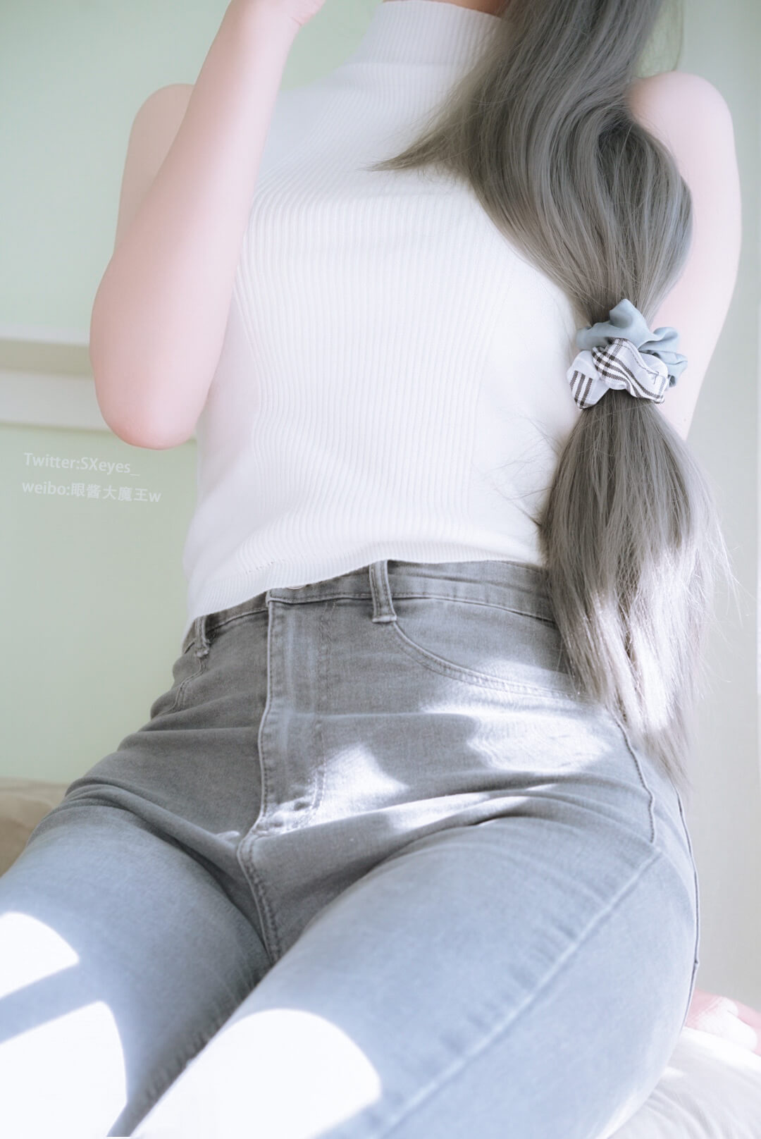 眼酱大魔王w NO.040 白色无袖 [32P209M]