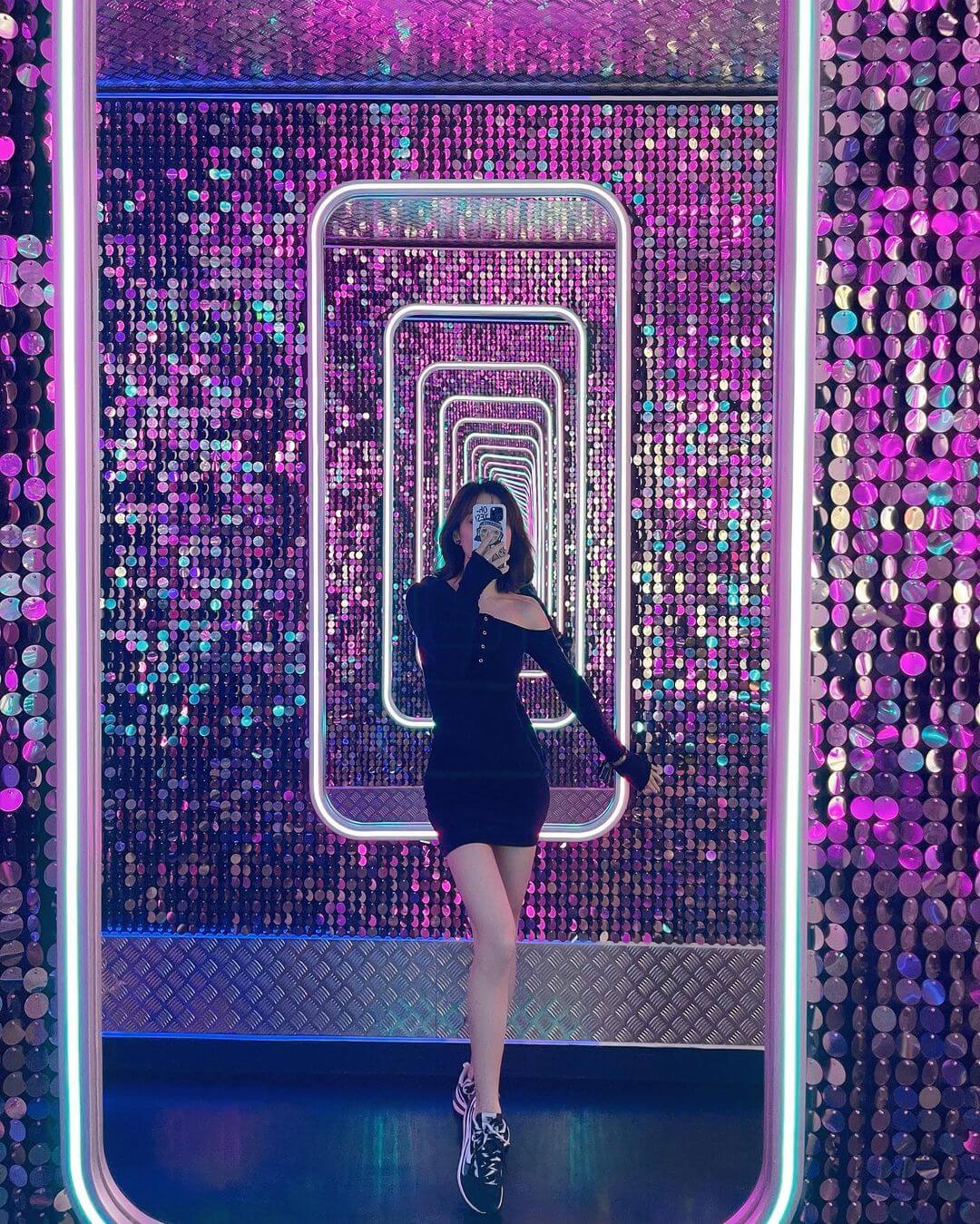 陈暖央写真合集-90后身材比例完美的网红健身女神