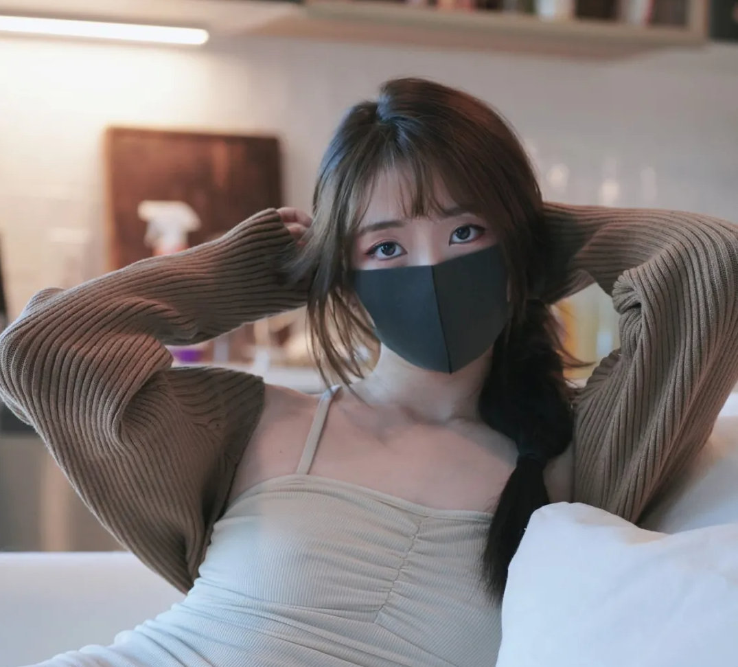 玩偶姐姐HongkongDoll陪玩系列视频是什么梗