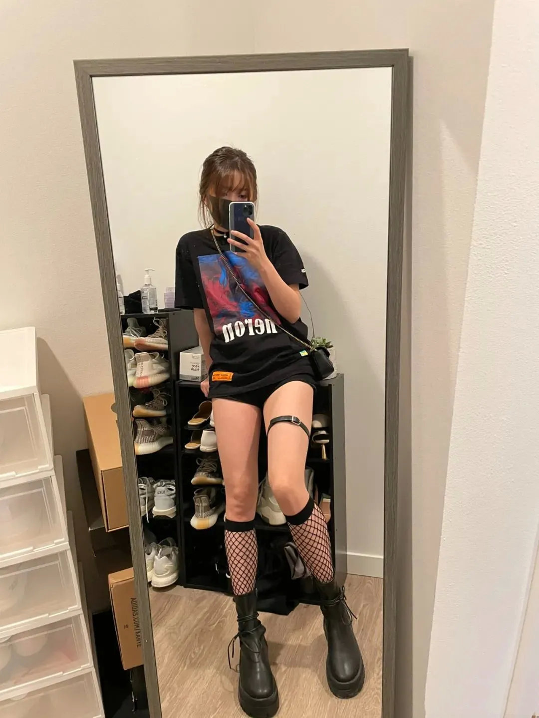 玩偶姐姐HongkongDoll陪玩系列视频是什么梗