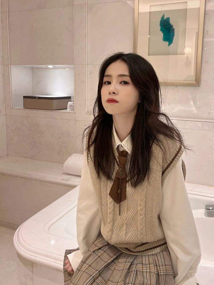 国产网红黑料吃瓜网站-黑料不打烊入口