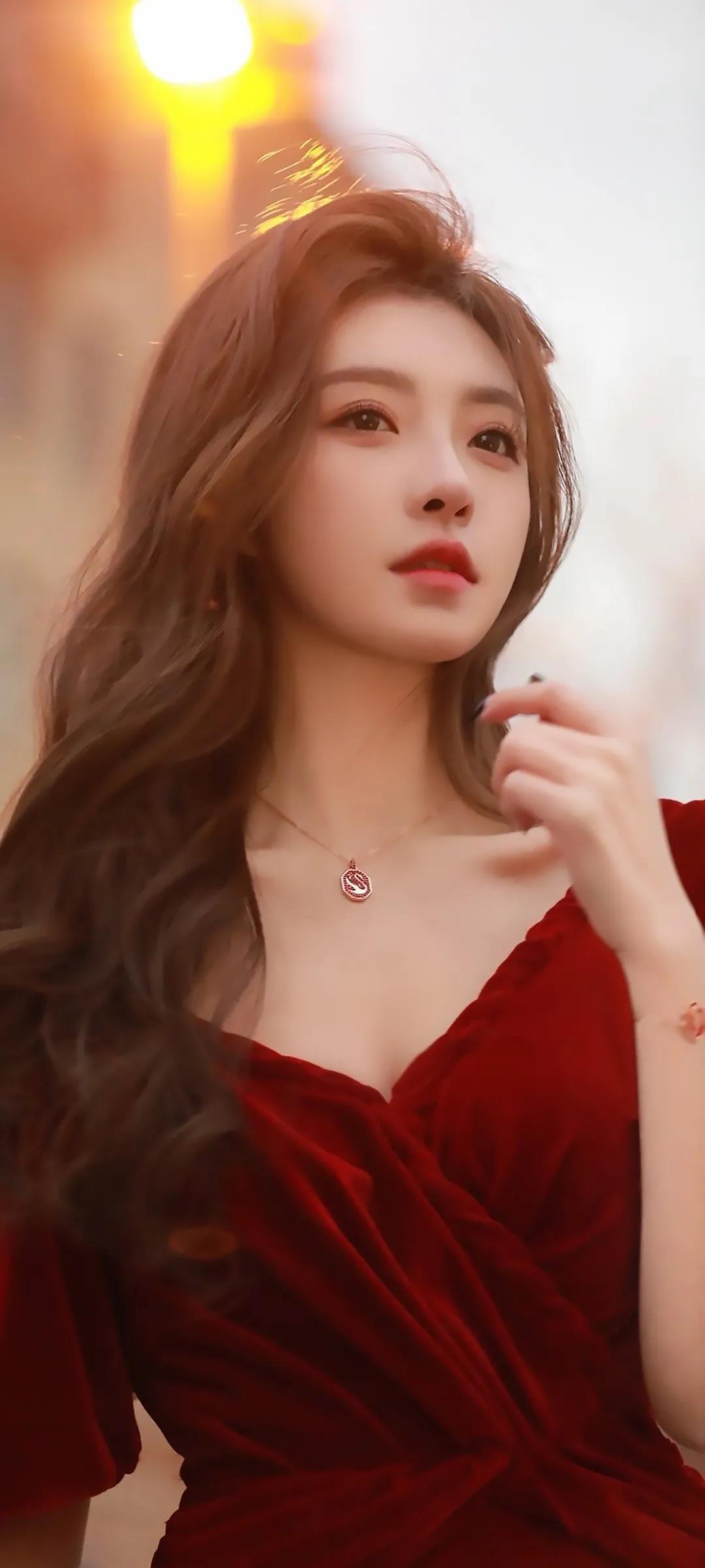 好看的福利，一组超清4K手机壁纸