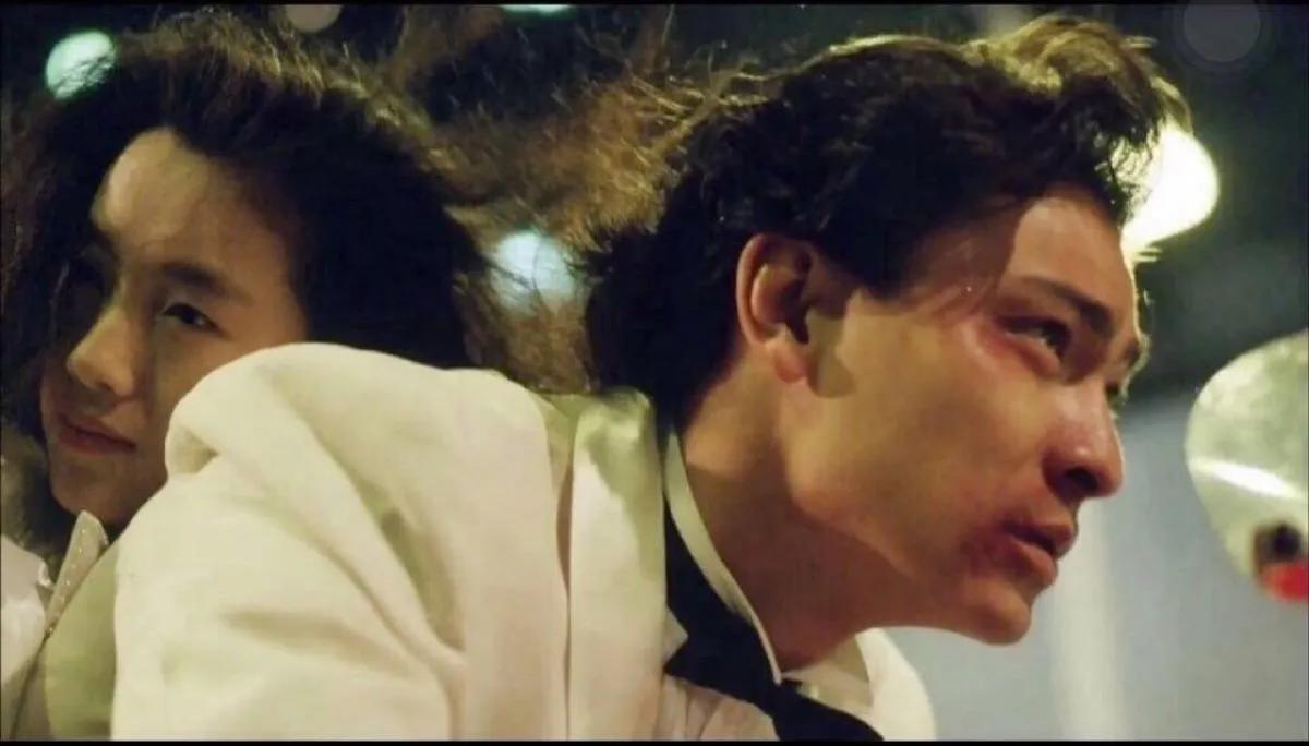 有什么电影适合情侣晚上在家看？