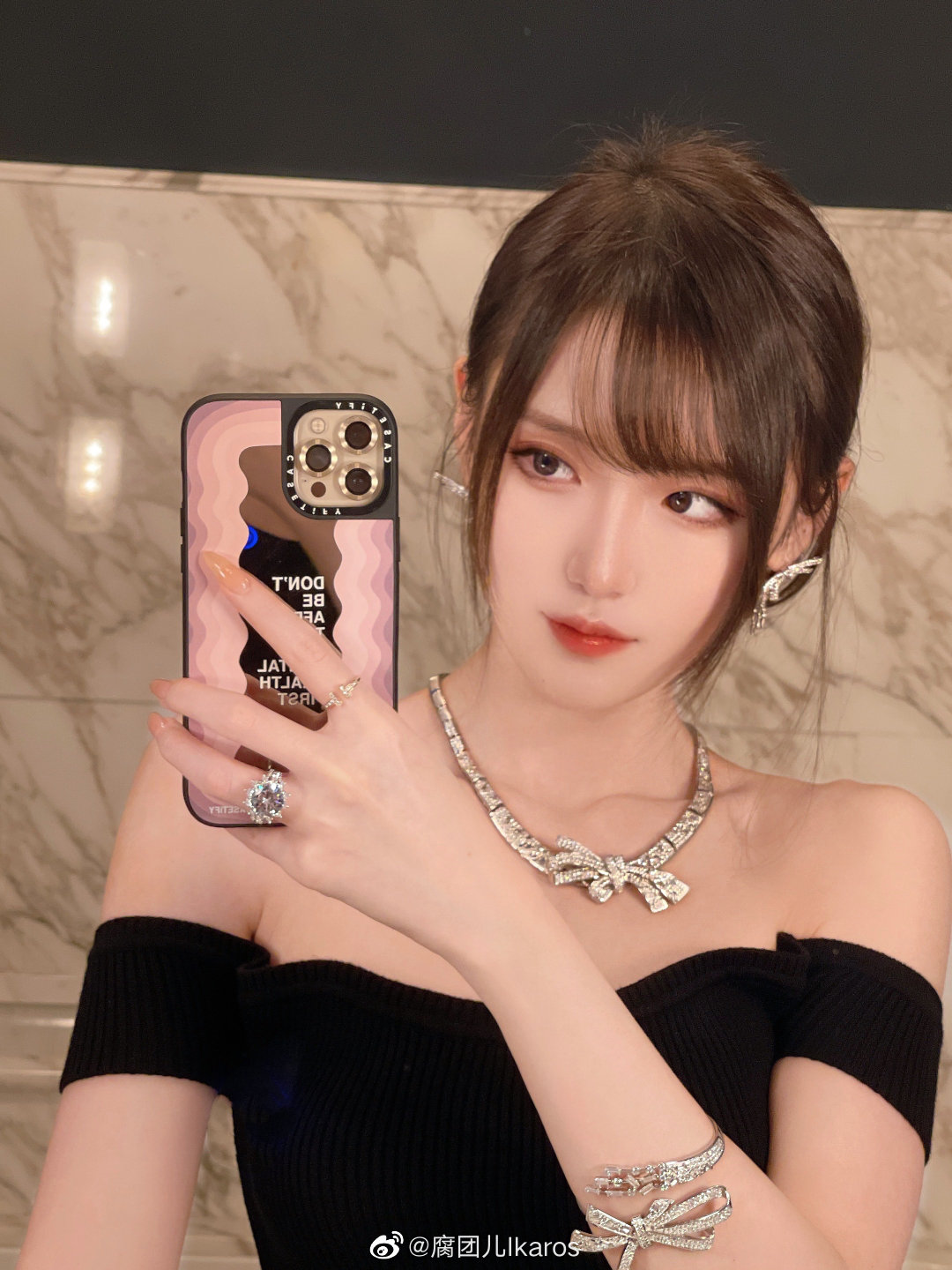 颜值主播-腐团儿Ikaros 近期动态照片