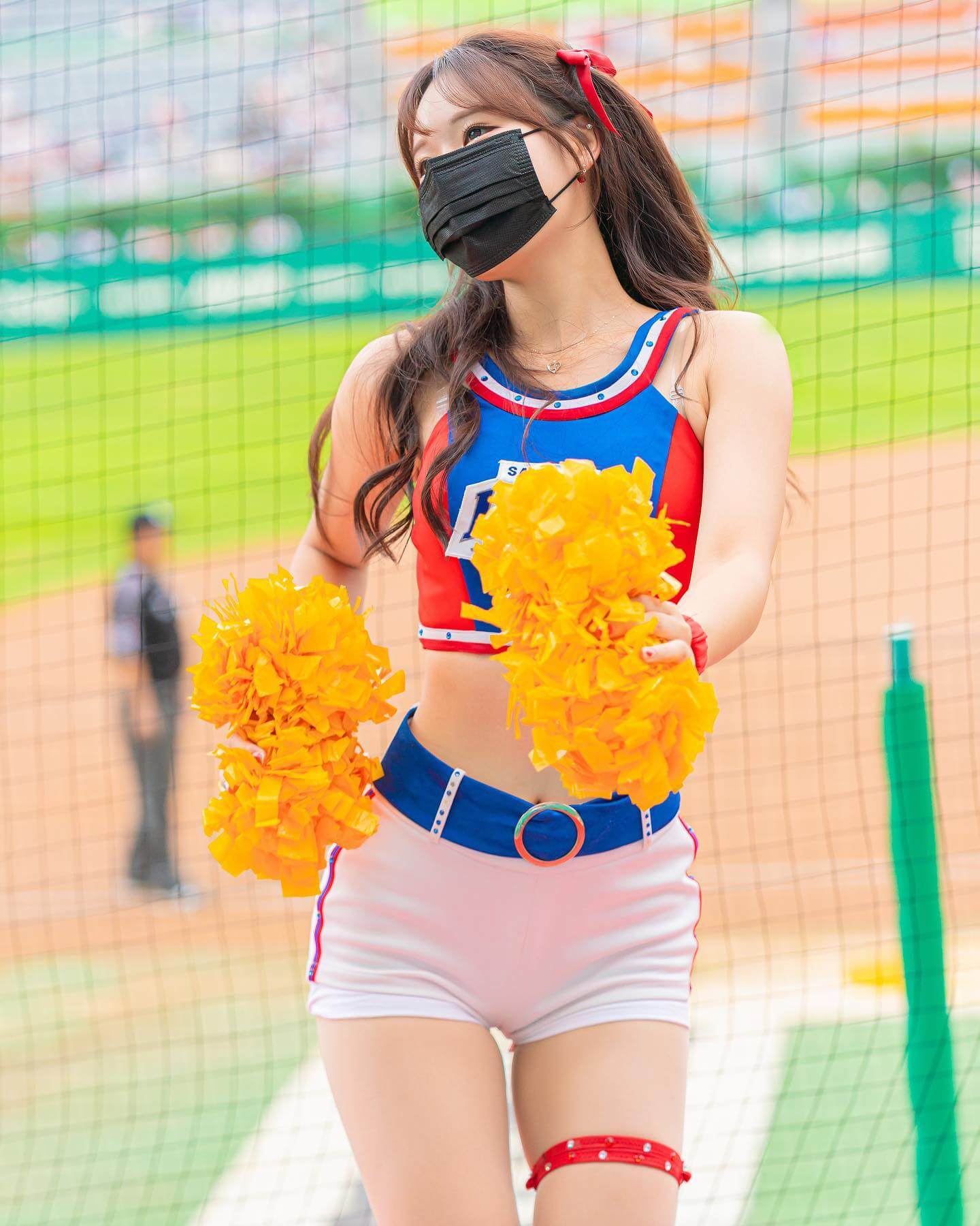 可爱的韩国啦啦队队长崔洪罗图片