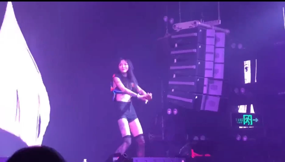 10万姐DJyoyo十万事件是怎么回事？