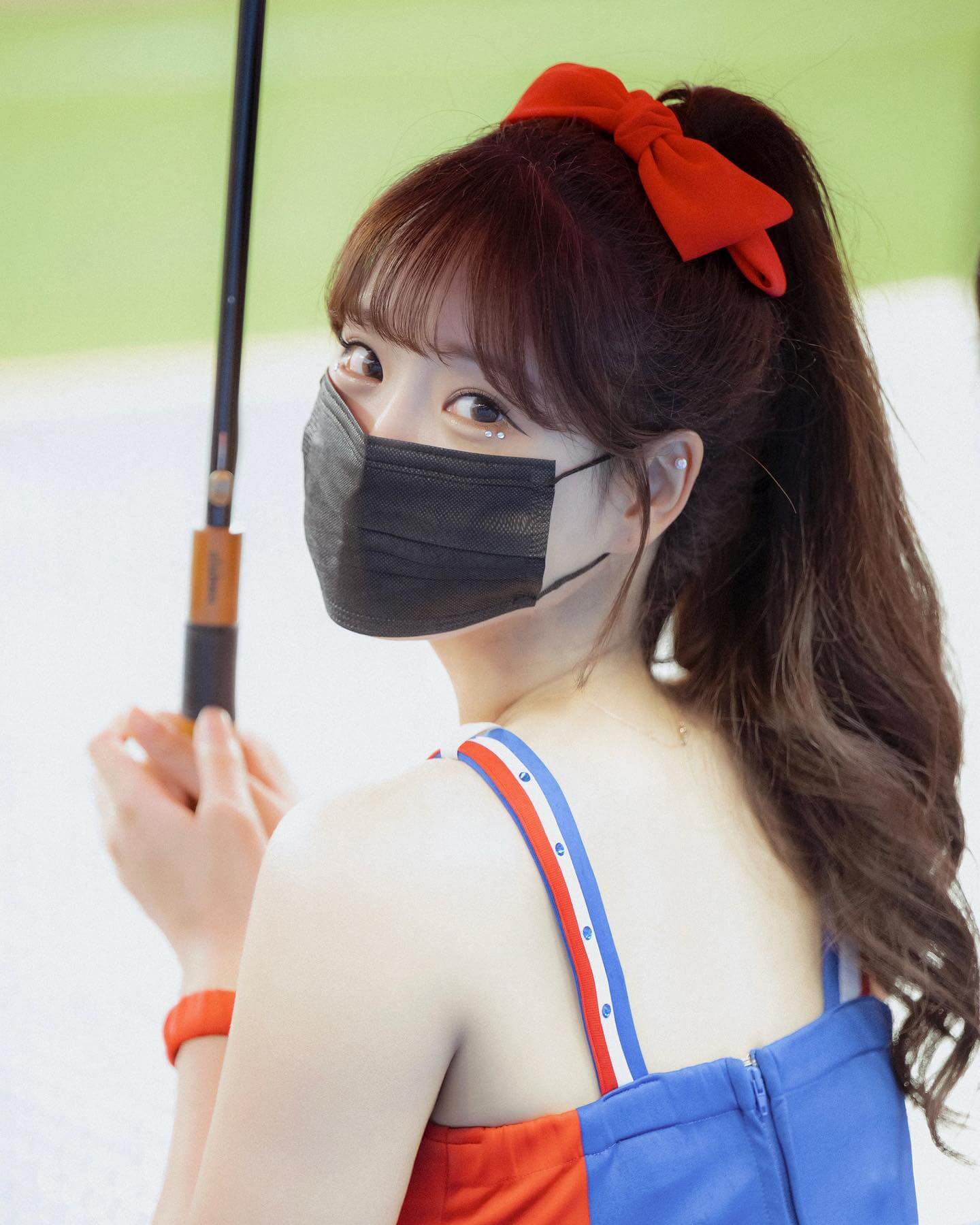 可爱的韩国啦啦队队长崔洪罗图片