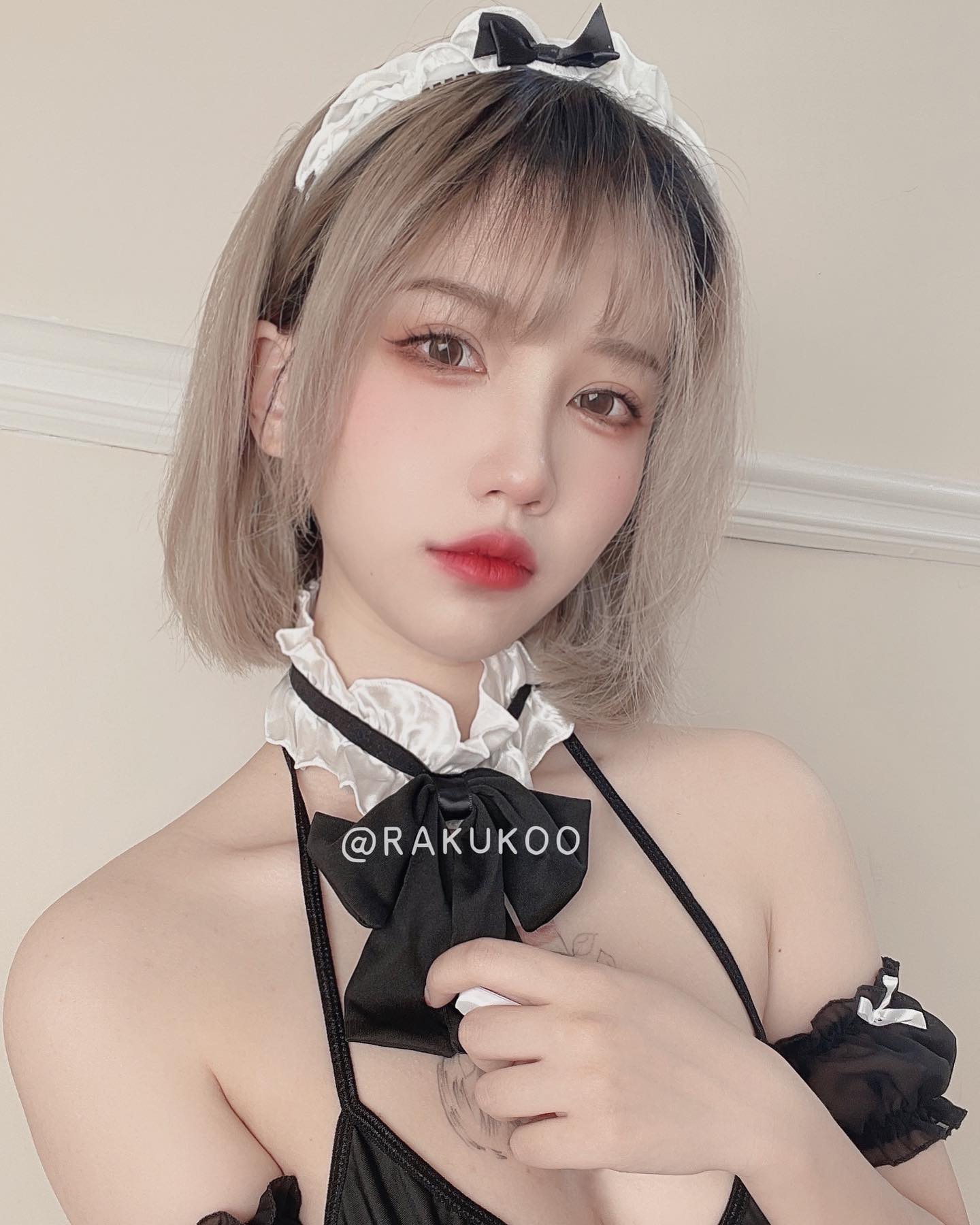 洛洛子rakukoo,性感百变的COSER