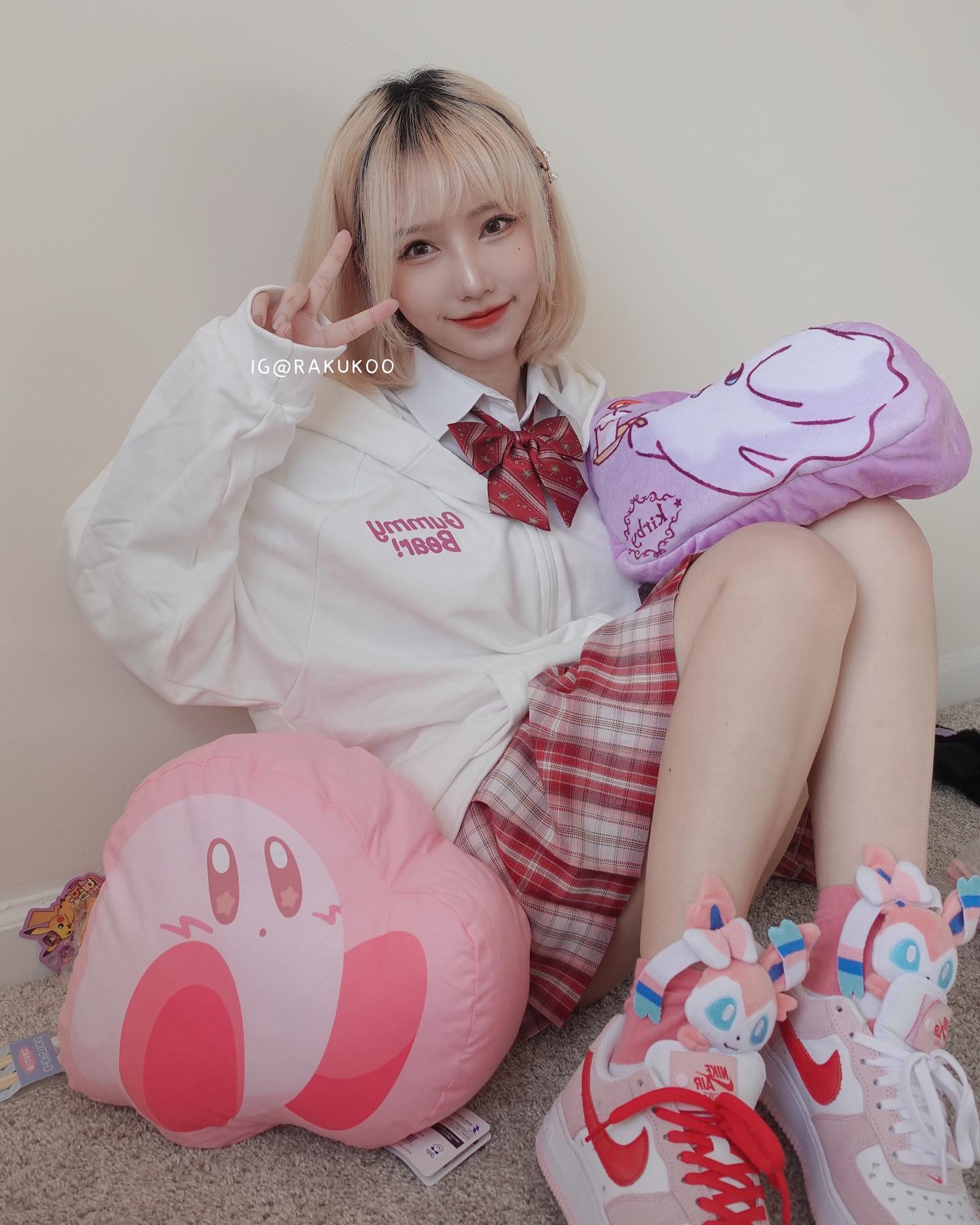 洛洛子rakukoo,性感百变的COSER