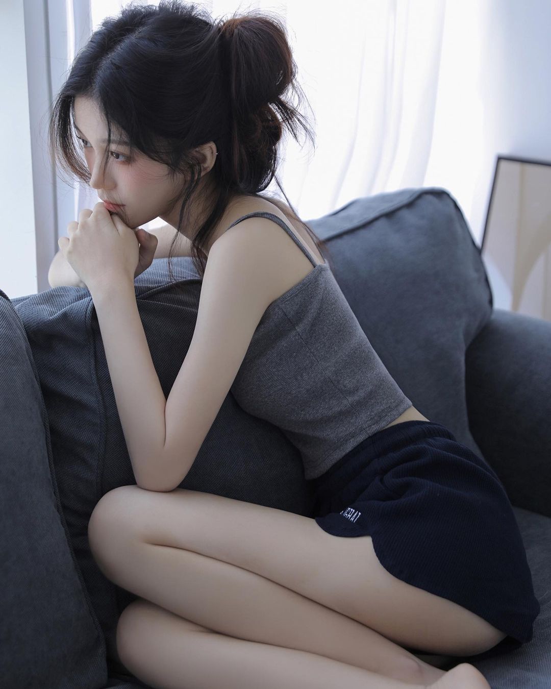 清纯美女 鱼子鱼子u,居家女友写真图片