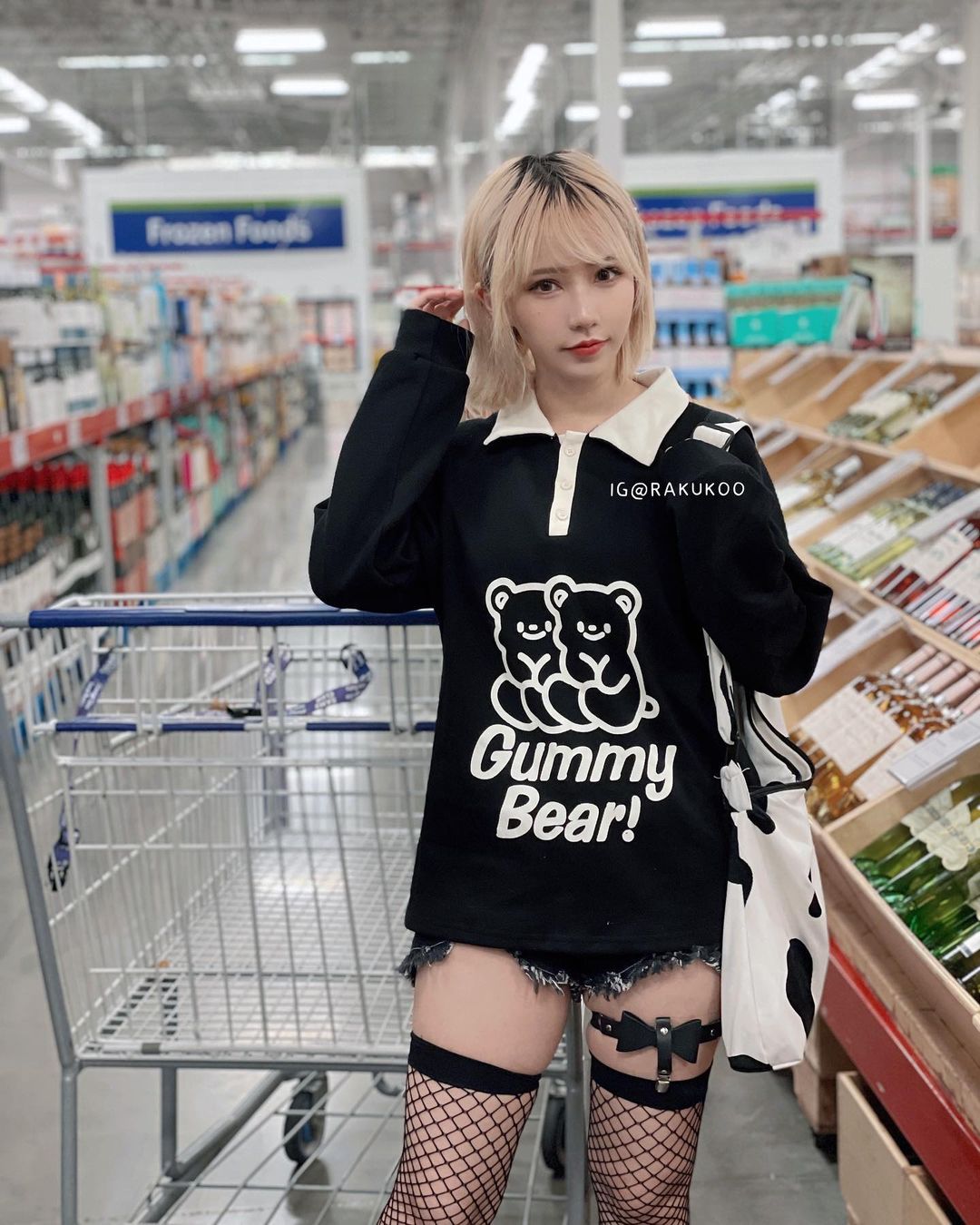 洛洛子rakukoo,性感百变的COSER