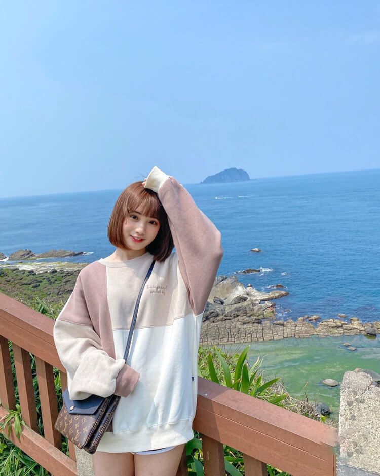 樱木梨乃个人资料照片，爱笑的短发女孩