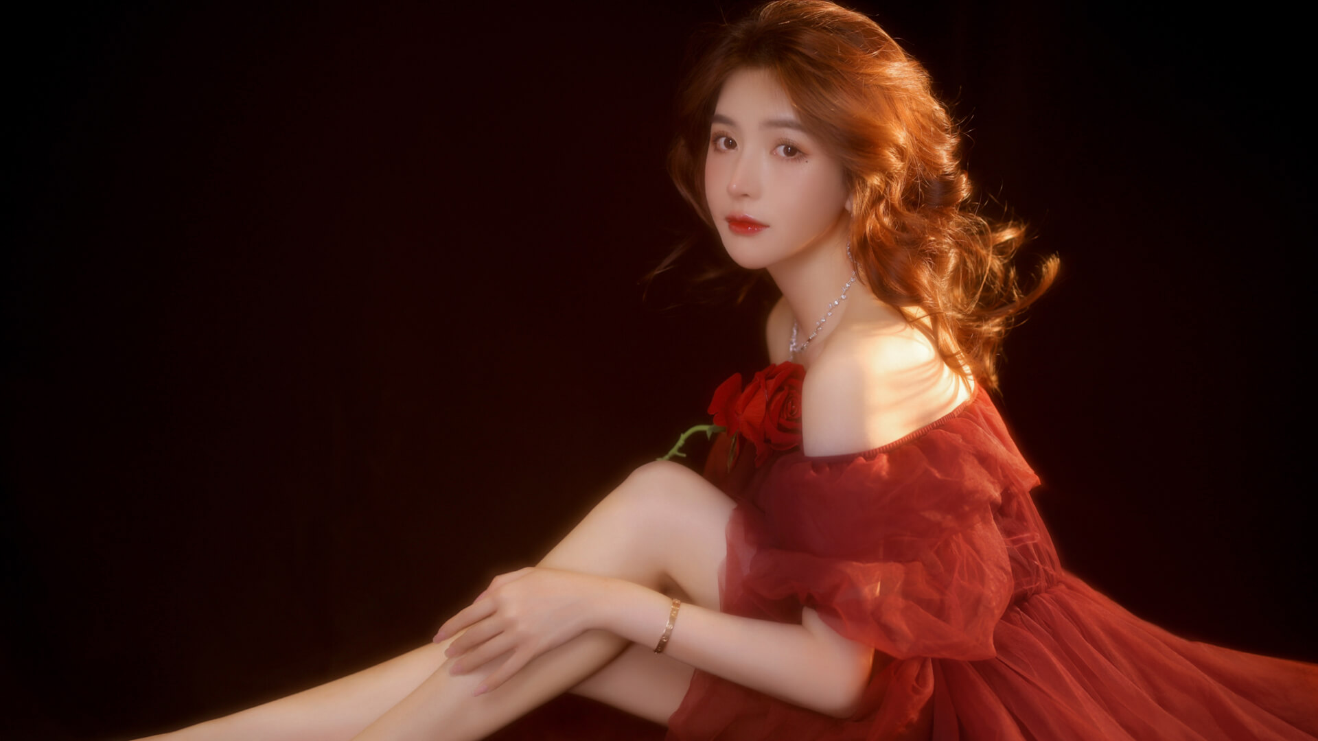 精选《绝美佳人》高清养眼好看好身材美女电脑壁纸