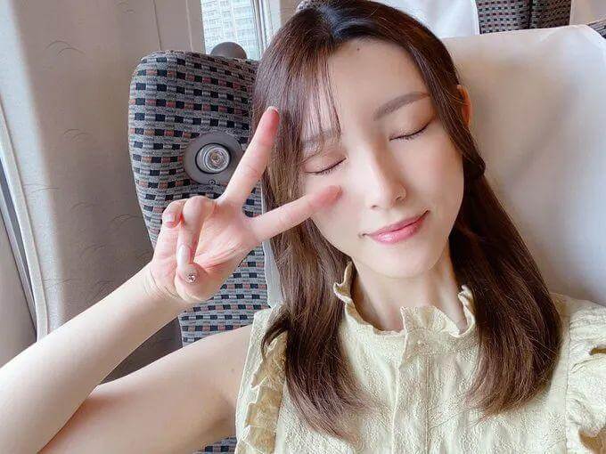 森泽佳奈资料简介及高清生活写真图片