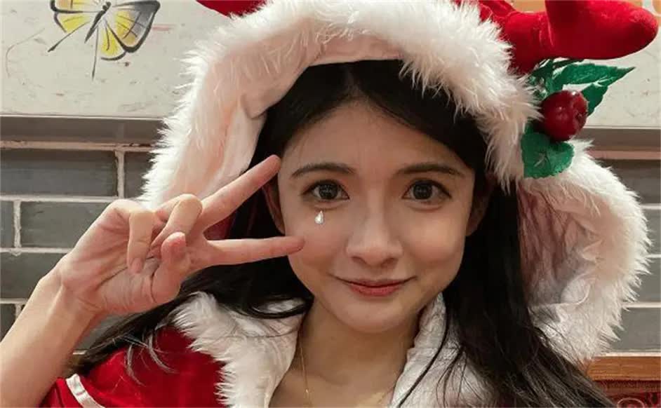 网红狗头萝莉退网 称要走出阴影重新开始生活