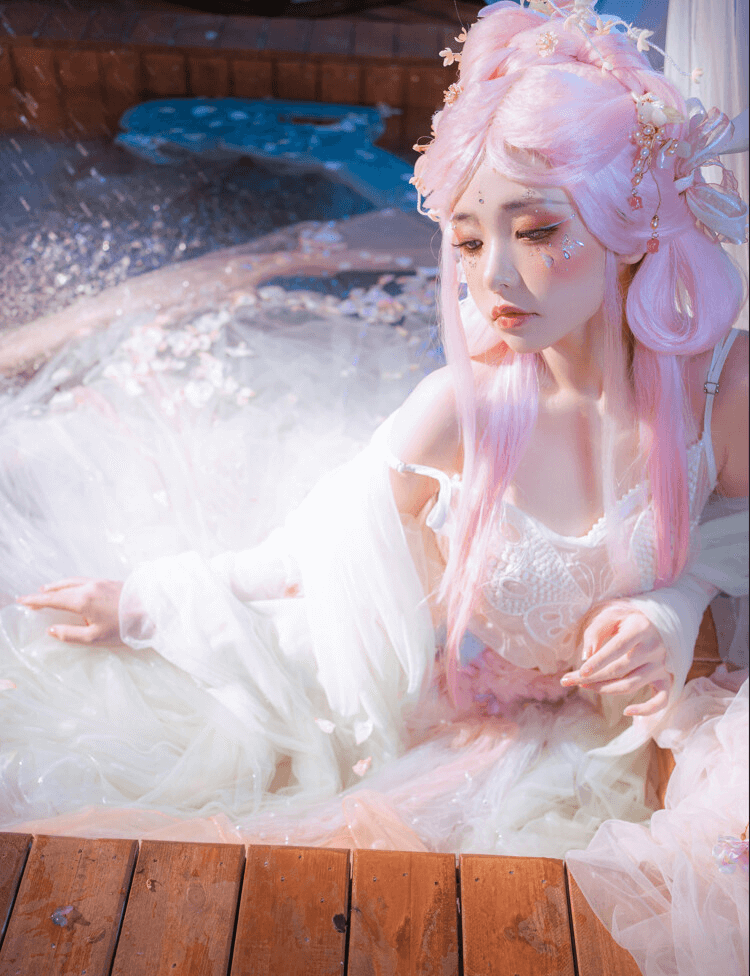 爆机少女喵小吉图集 cos界的又一大佬级人物