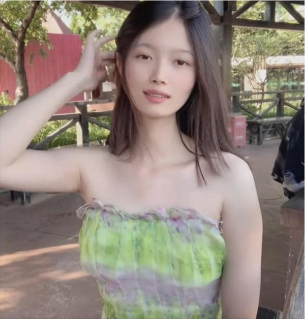 抖音甜甜佳10分钟不雅视频流出 网友表示反差真大!