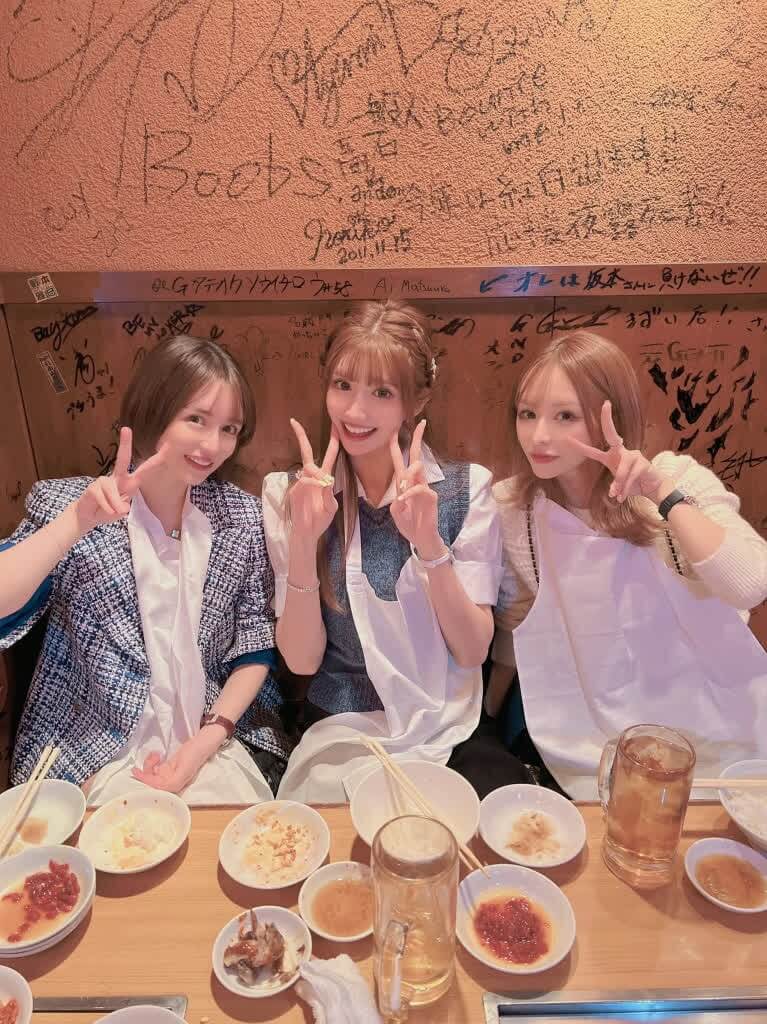 21岁日本最美花魁Himeka，靠自己白手起家公开逾百万Hermès山！