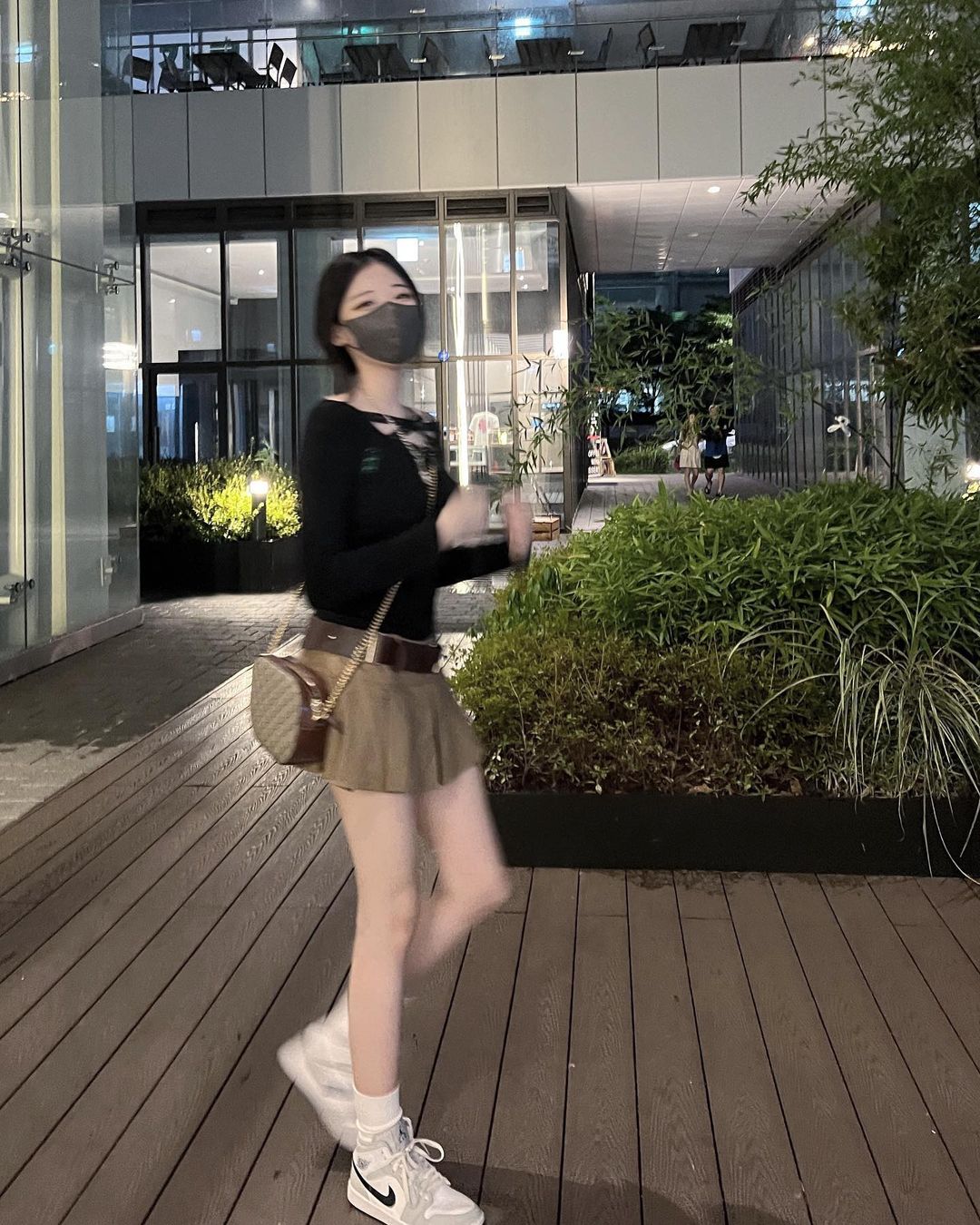 TikTok纯欲天花板 张娜英个人照片视频