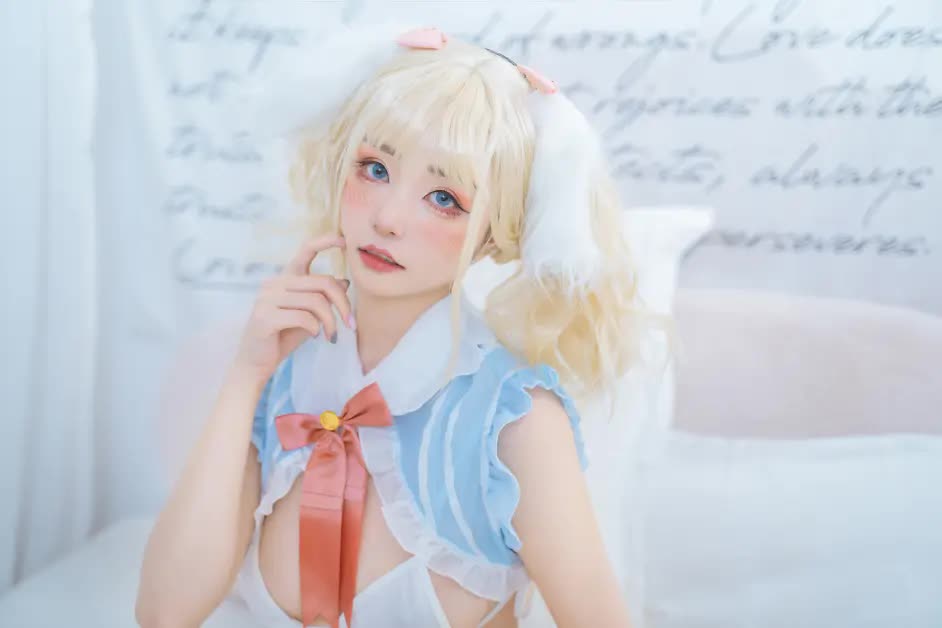 爆机少女喵小吉摄影作品赏析 一位特别大胆的coser