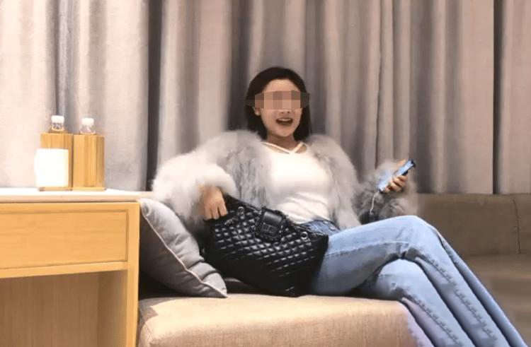 小宝寻花203期女主被指为抖音璇子baby 没有纹身已辟谣