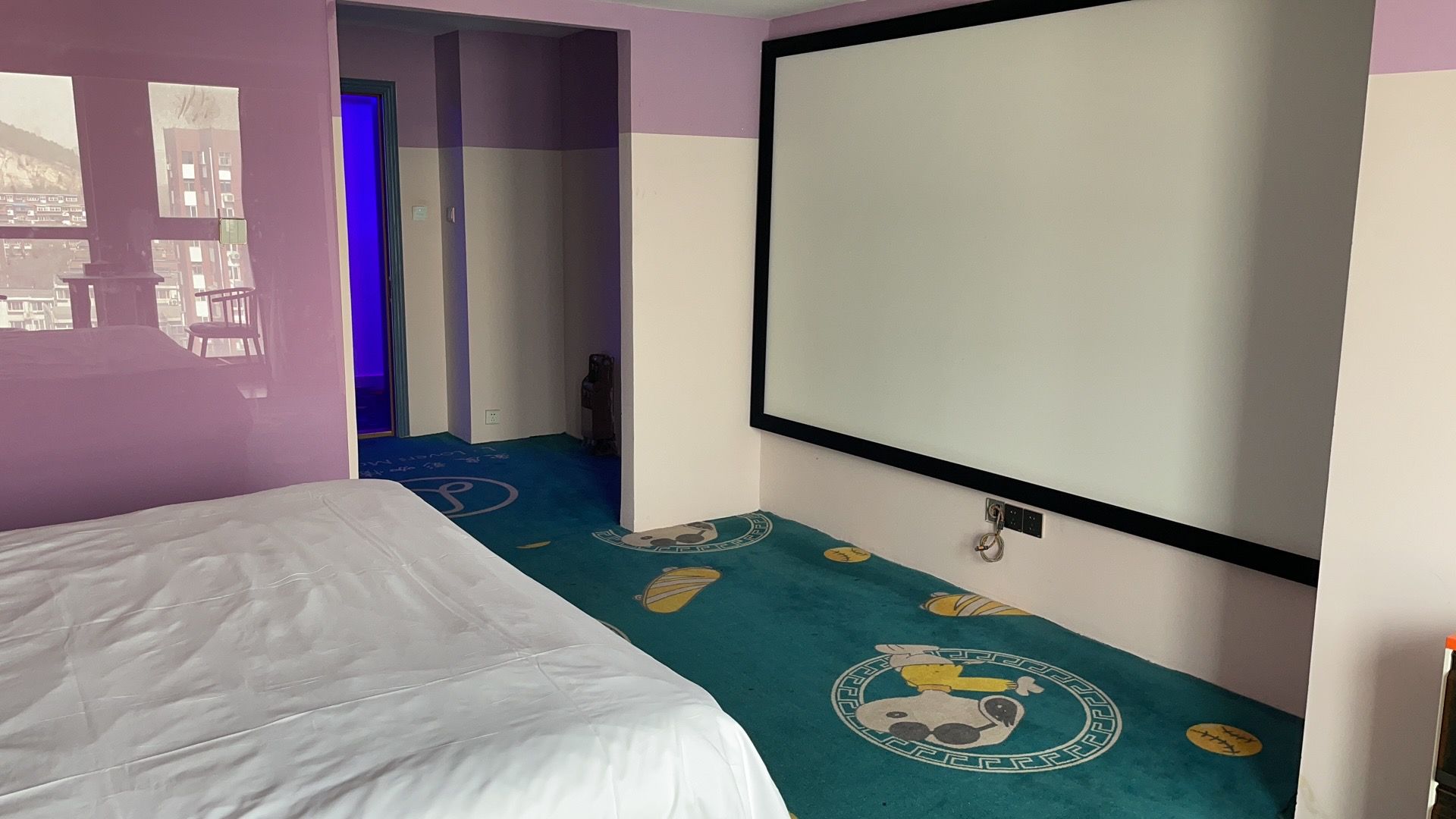 什么是情侣影院，情侣影院的优缺点