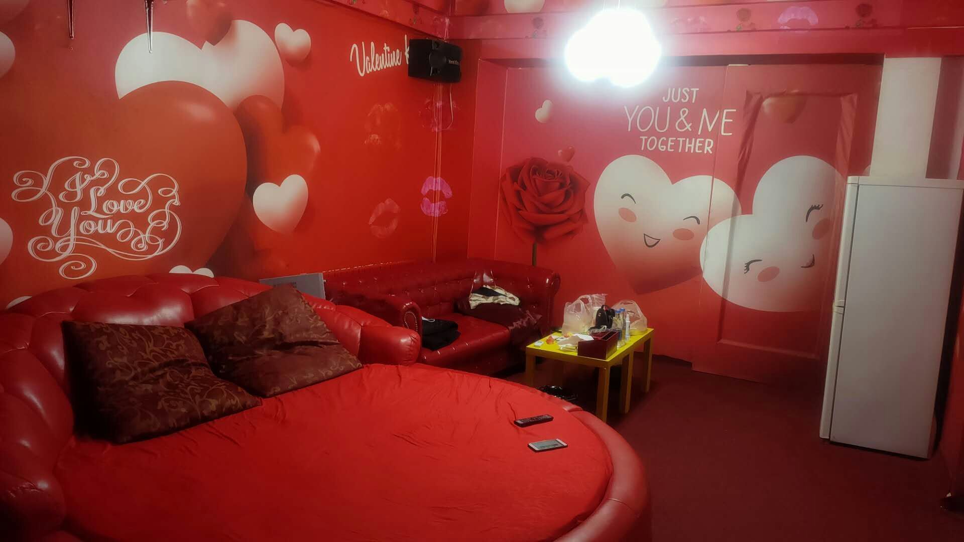 什么是情侣影院，情侣影院的优缺点