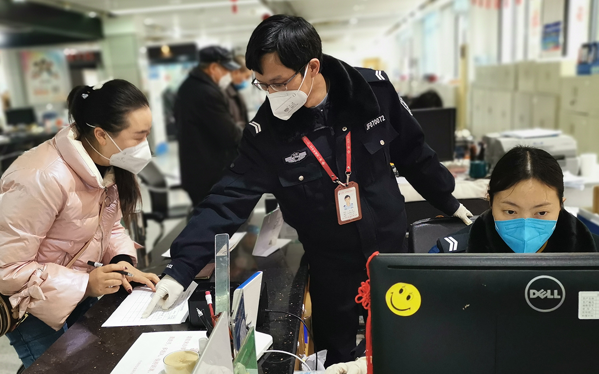 身份证丢了怎么办，补办身份证需要什么材料