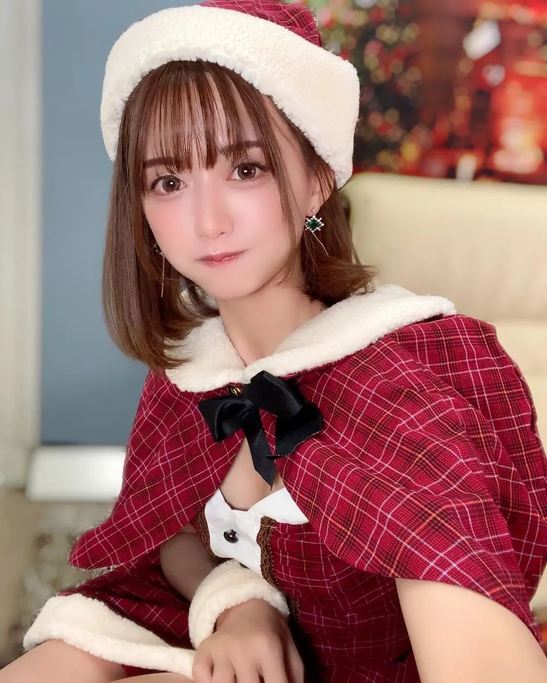 希岛爱理(希島あいり）个人资料作品及图片鉴赏