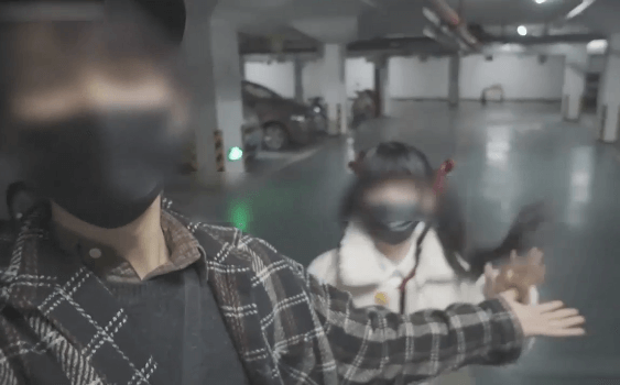 B站双马尾萌妹女主播汪汪头视频事件，被假富二代骗财骗色