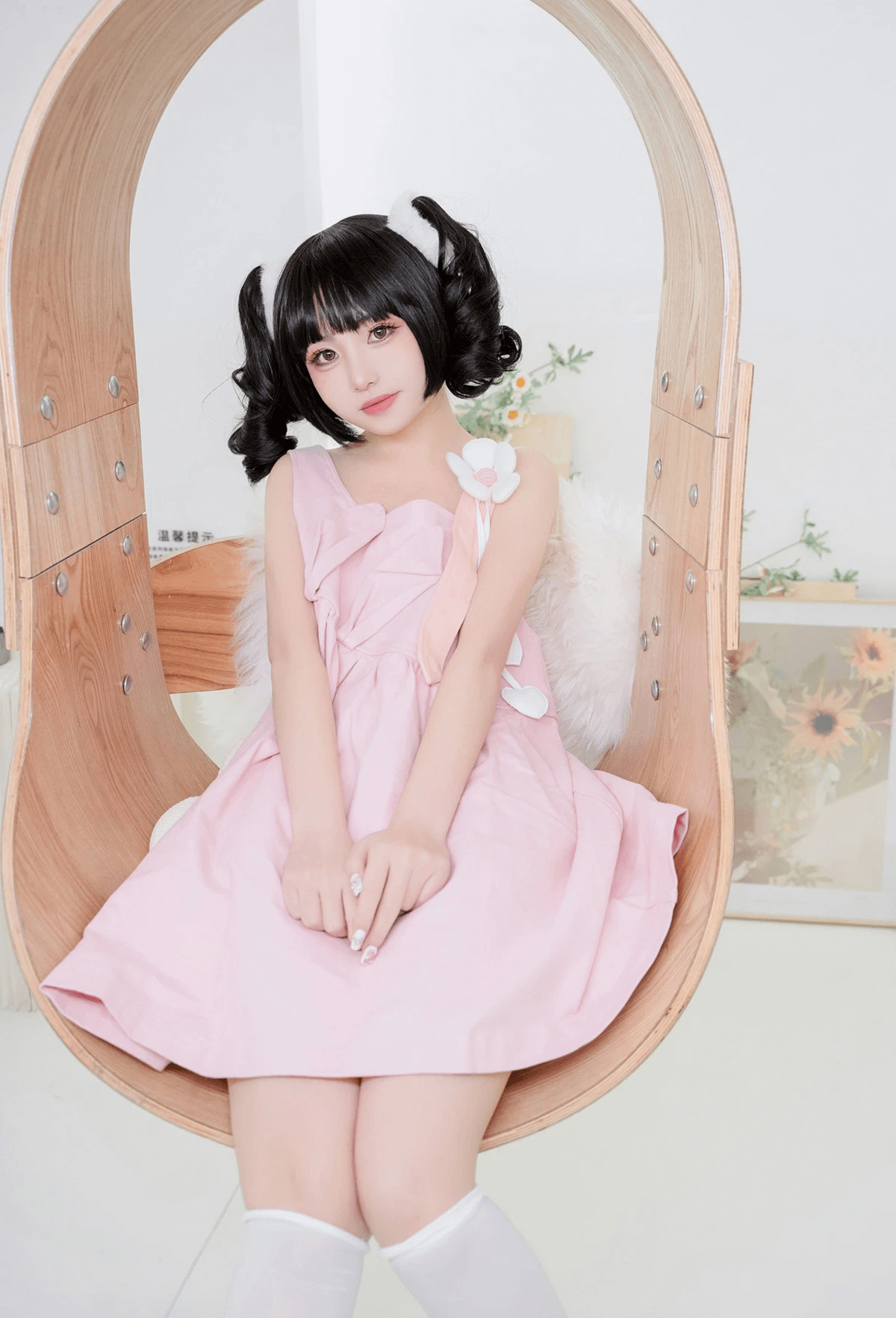 爆机少女喵小吉 - 蜜桃乌龙粉裙少女