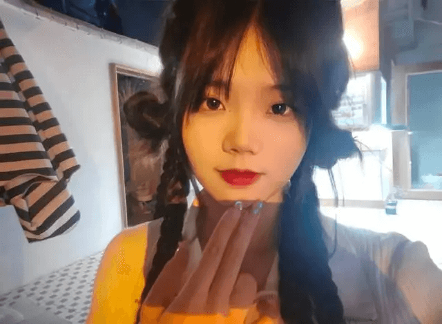 淮阴纯爱战神月供4000养小女友，被大四体育生截胡聊天曝光