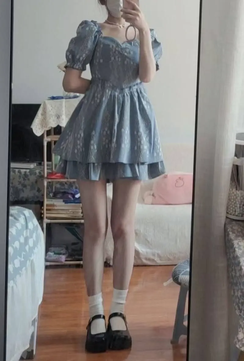 武汉科技大学孟琳的瓜 与男友自拍视频流出颜值身材真好