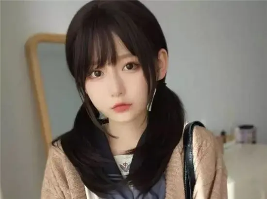 迷之呆梨和发条少女是同一个人，你知道吗