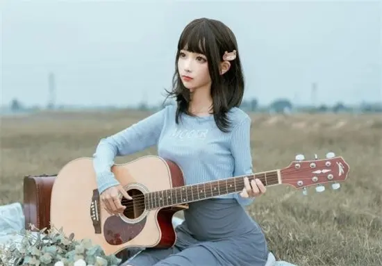 吉他妹妹是什么梗,为什么这么多COS去扮演她