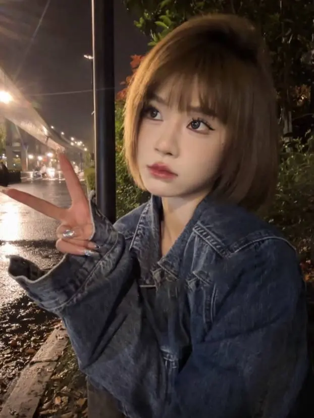 抖音网红王多鱼打扑克视频曝光，又一段2分44秒视频流出