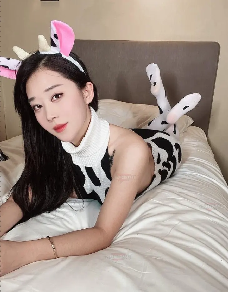 网红张贺玉蝴蝶结视频是怎么回事？个人资料照片介绍