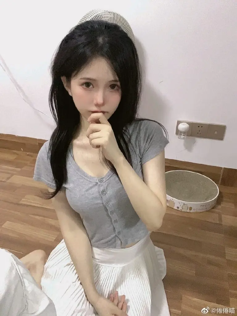 倦倦喵是谁？倦倦喵个人图片及资料介绍