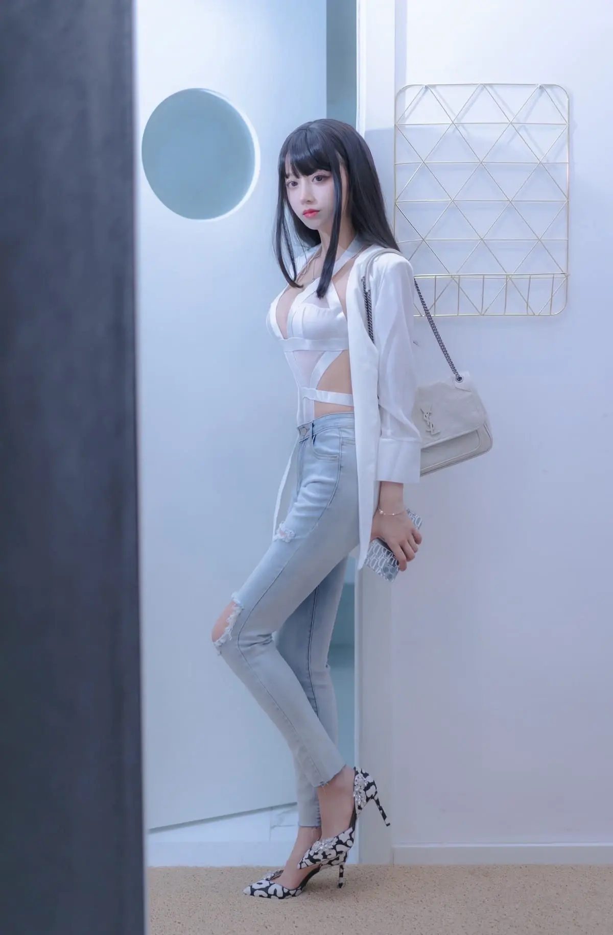 过期米线线喵cos作品图片，一股难以言喻的魅力