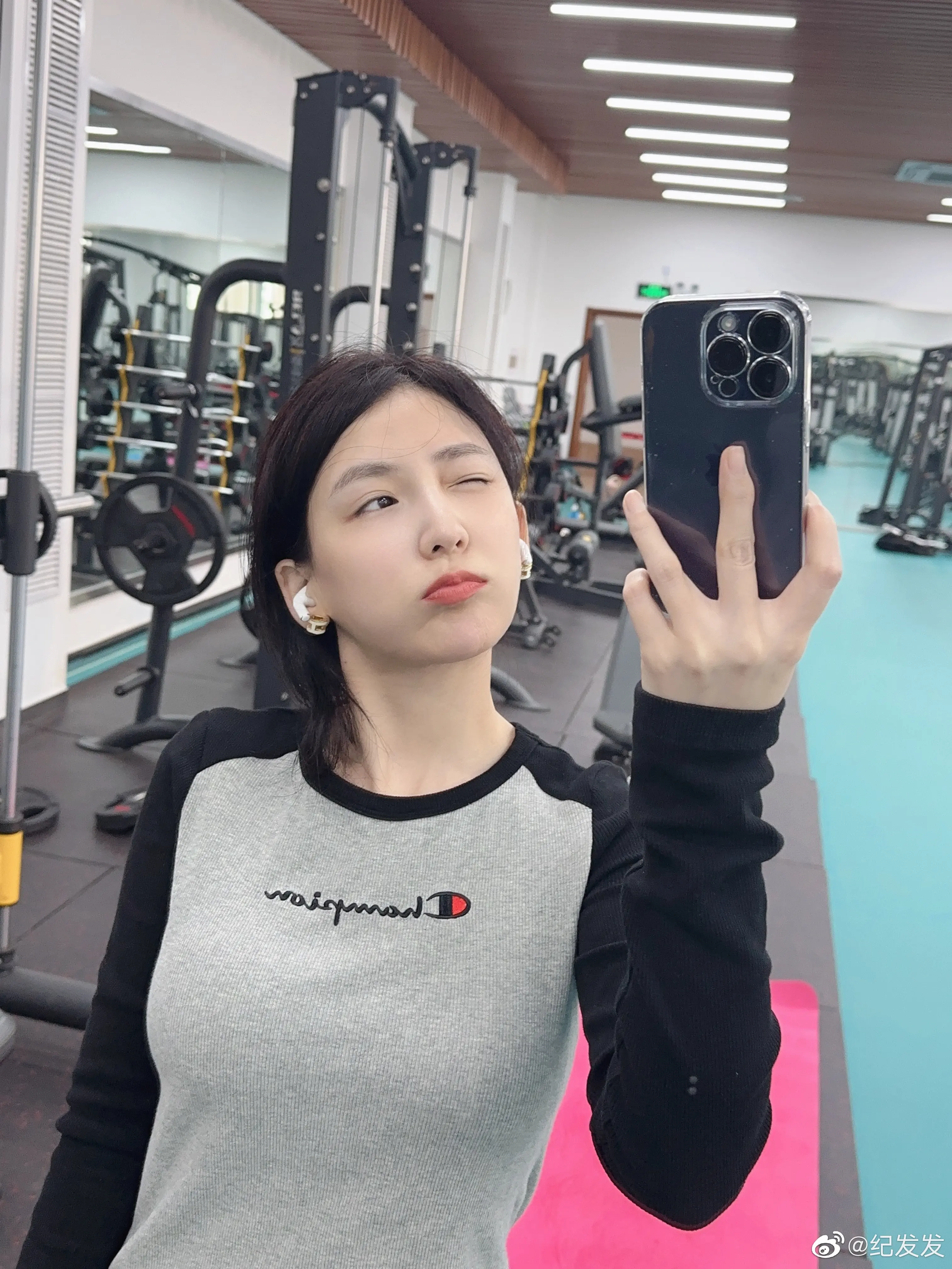 字节跳动前高管金钱琛和女下属事件被曝光，涉事女生视频流出！