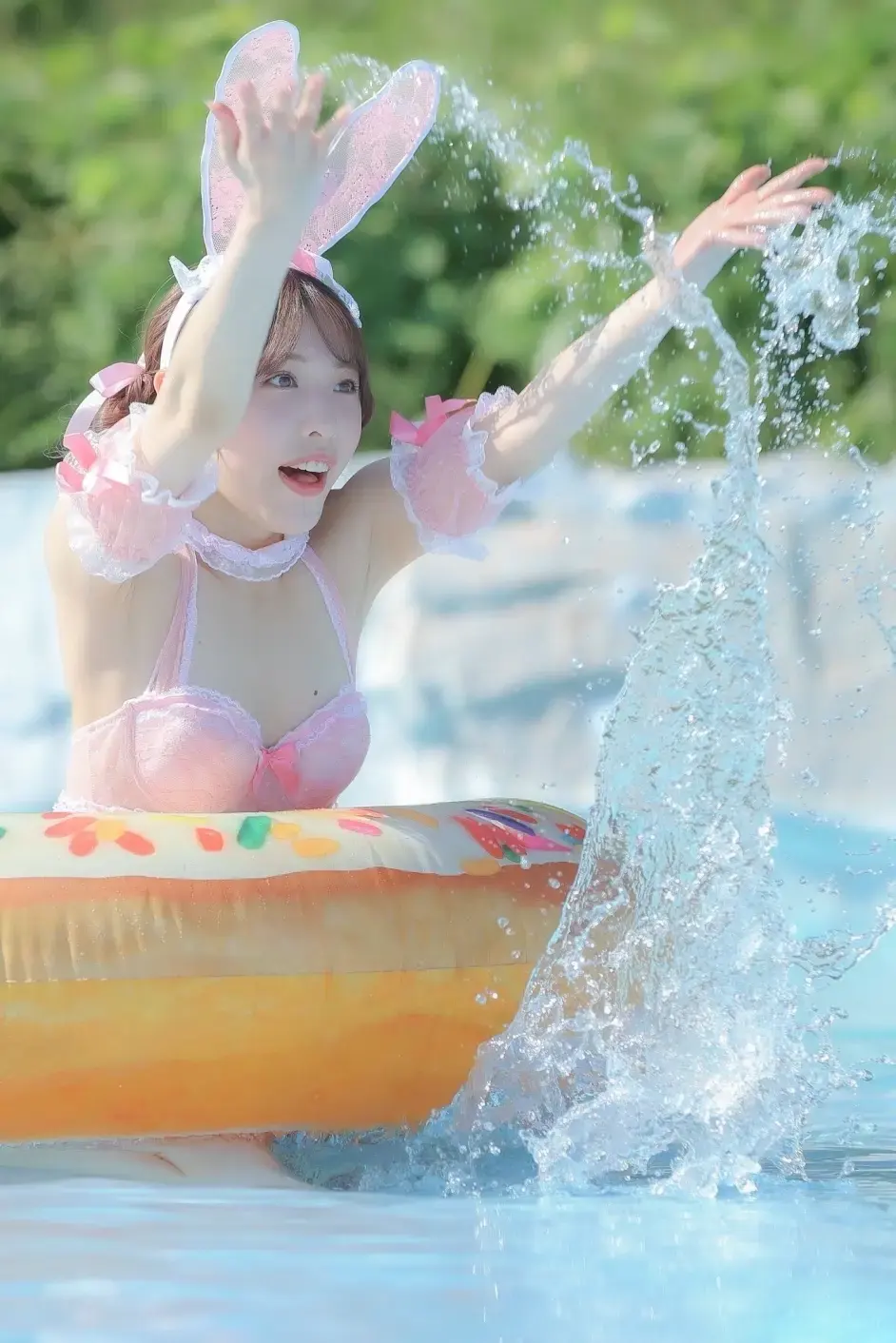 00后清纯美少女白桃花个人资料照片及近况