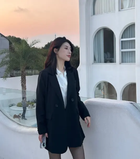 斗鱼主播青台miss明码标价，若开通续费10年“超帝”明天就在你床上