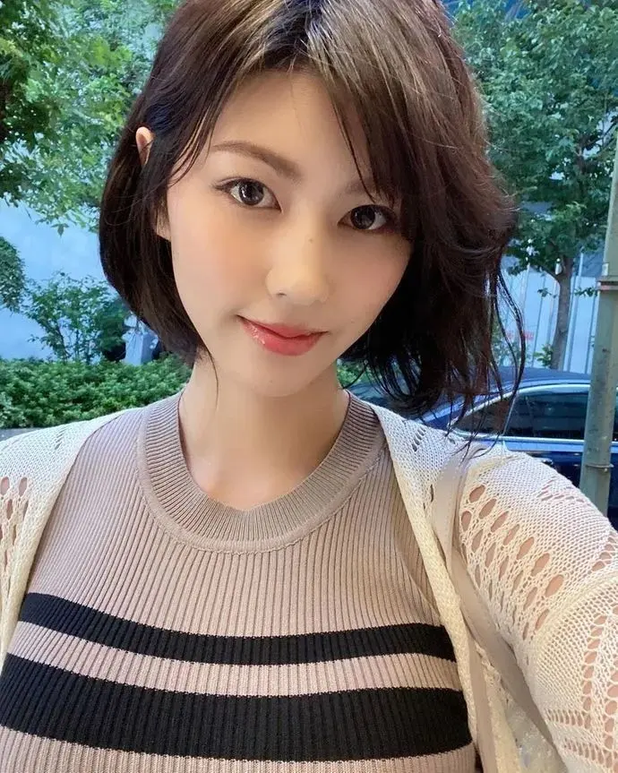 美乃雀个人资料图片，美乃すずめ作品预览