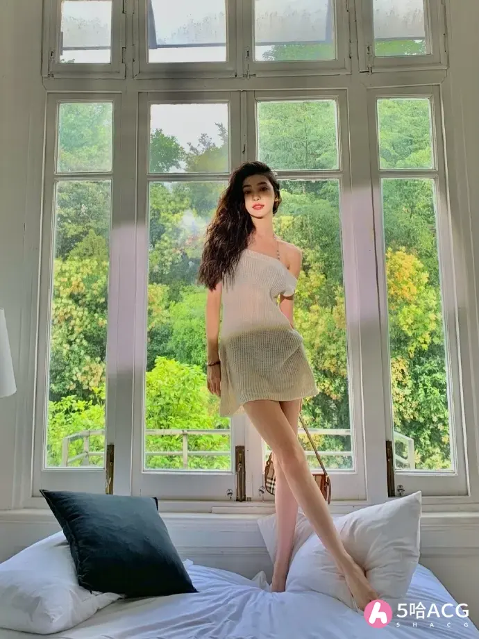 抖音网红易梦玲照片，个人资料简介以及是怎么红的