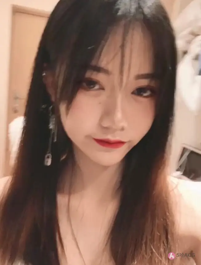 魔法秋秋 快点亲亲我吖个人照片